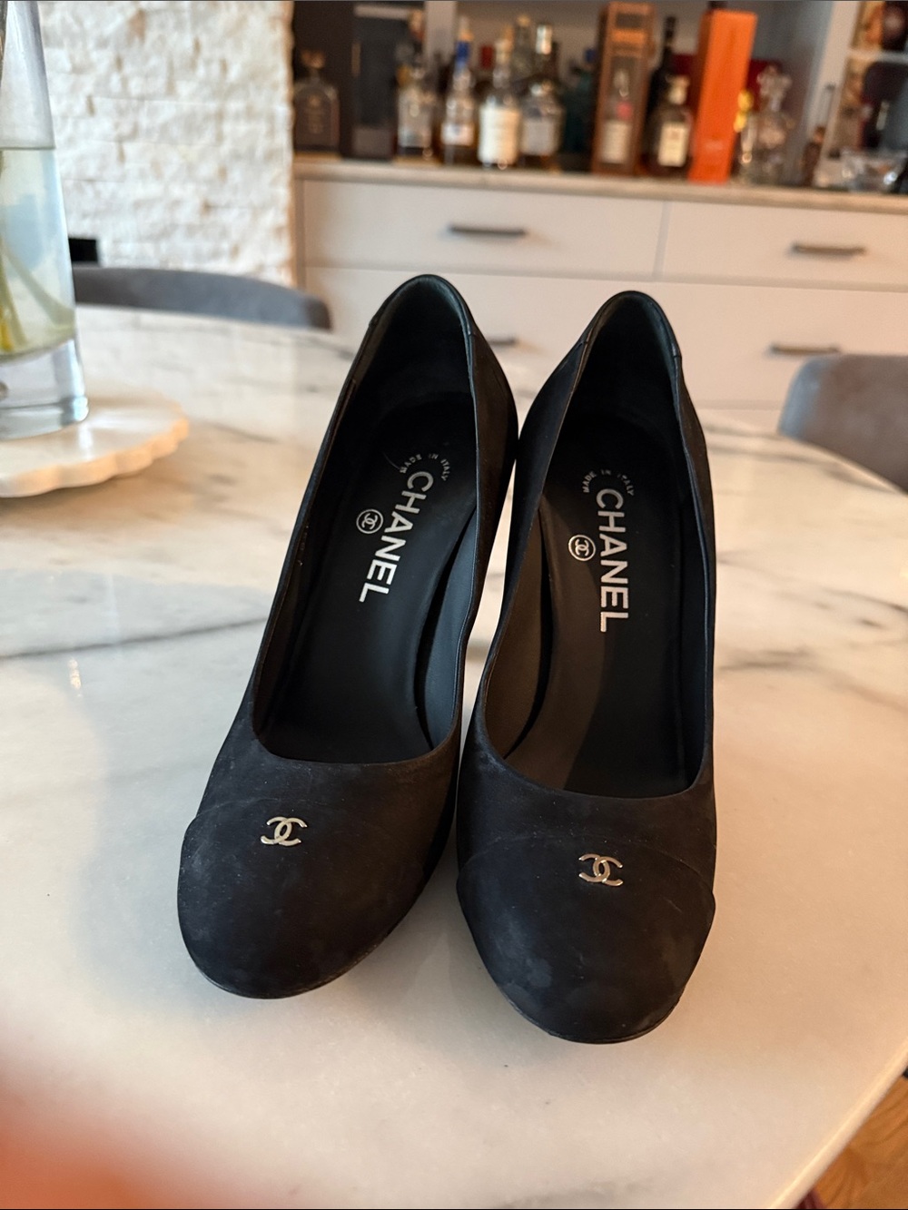 CHANEL Black Suede CC Logo Mid-Heel Pumps
